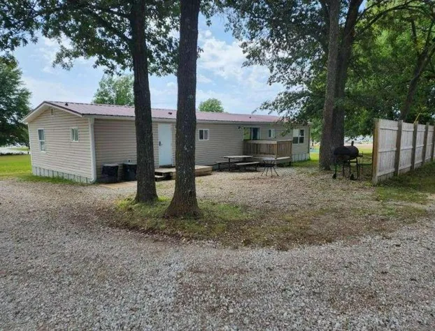 Beyonder Marine at Sterett Creek hotel detail image 1