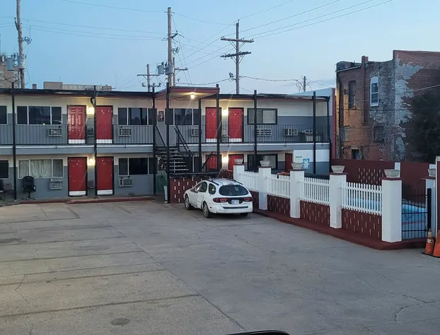 Sky-Palace Inn & Suites Hutchinson hotel detail image 3