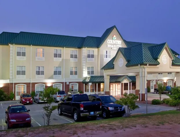 Spark by Hilton Sumter hotel detail image 1