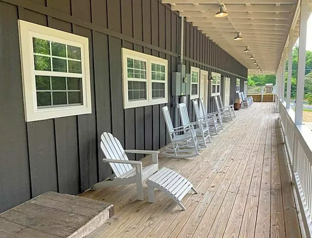 Greeter Falls Lodge Unit 2 hotel detail image 3