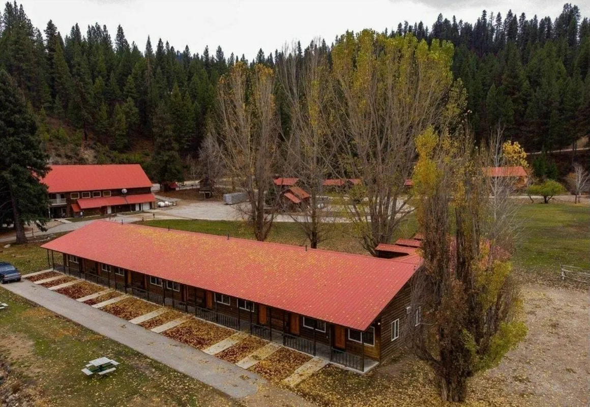 Southfork Lodge - Riverside Inn hotel hero