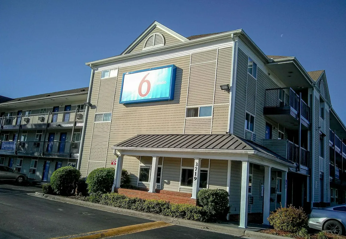 Studio 6 - Fayetteville, NC - Fort Liberty Area hotel hero