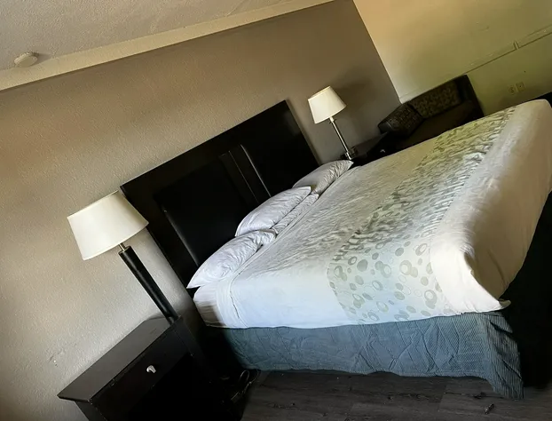 Relax Inn & Suite hotel detail image 4