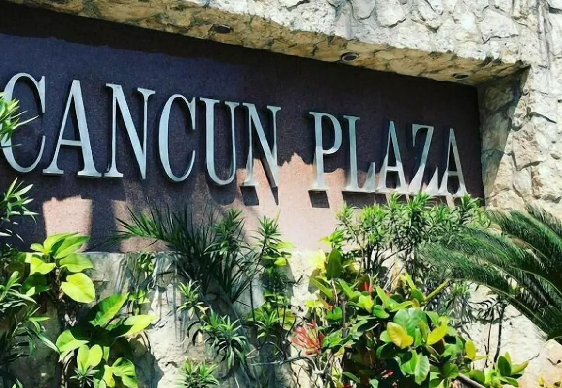 Cancun Plaza Condo Hotel hotel hero