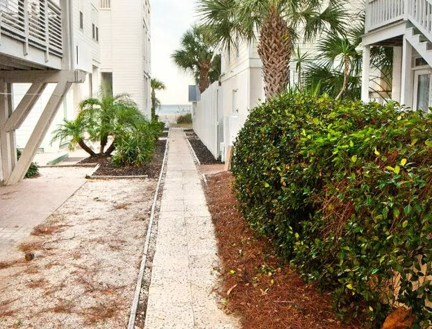 Desoto Beach Bed & Breakfast hotel detail image 2