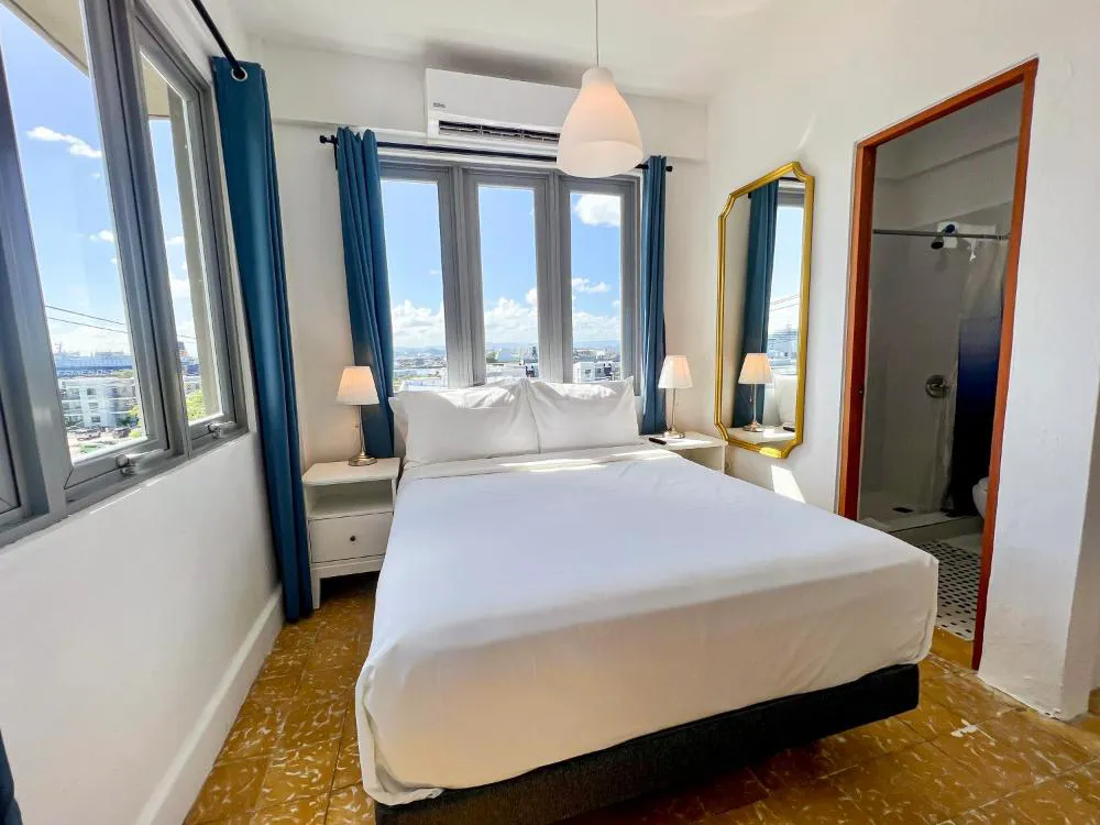 Urbana Hotel hotel hero