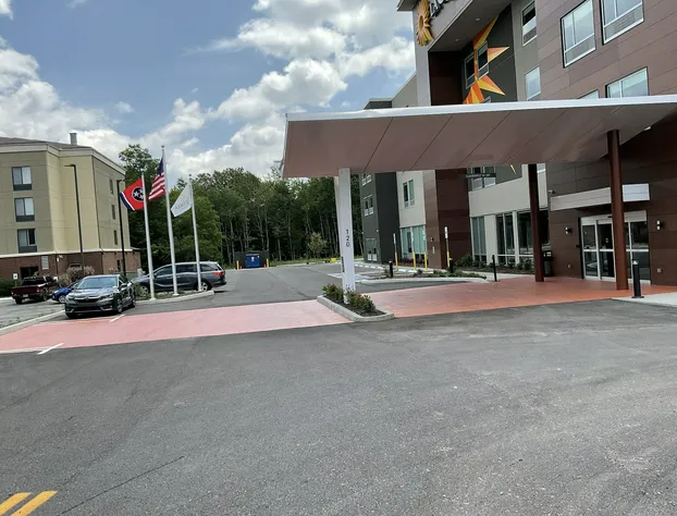 La Quinta Inn & Suites by Wyndham Manchester / Arnold AFB hotel detail image 2