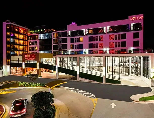 Dolce by Wyndham Hollywood hotel detail image 2