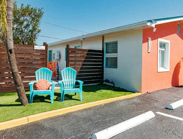 Cabanas Of Treasure Island hotel detail image 4