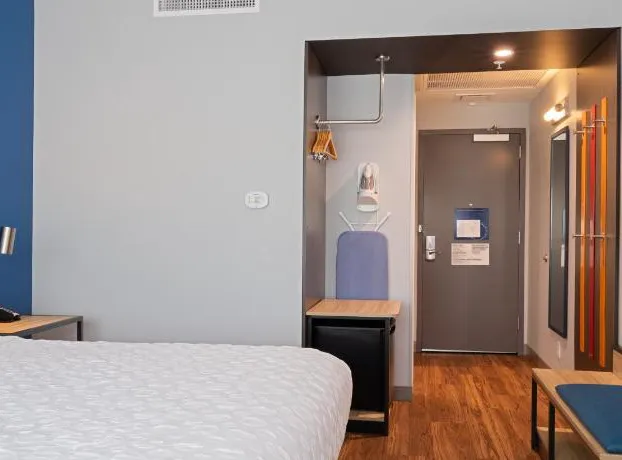 Tru By Hilton Atlanta Airport College Park hotel detail image 4