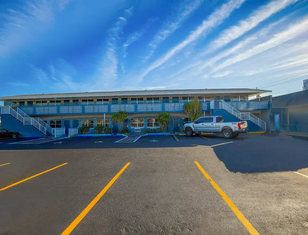 Sunrise Inn by OYO Titusville FL hotel detail image 2