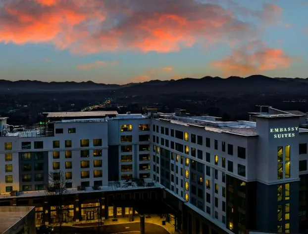 Embassy Suites By Hilton Asheville Downtown hotel detail image 1