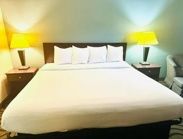 Baymont Inn & Suites by Wyndham Lincoln NE hotel detail image 1