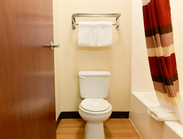 Baymont Inn & Suites by Wyndham Lincoln NE hotel detail image 4