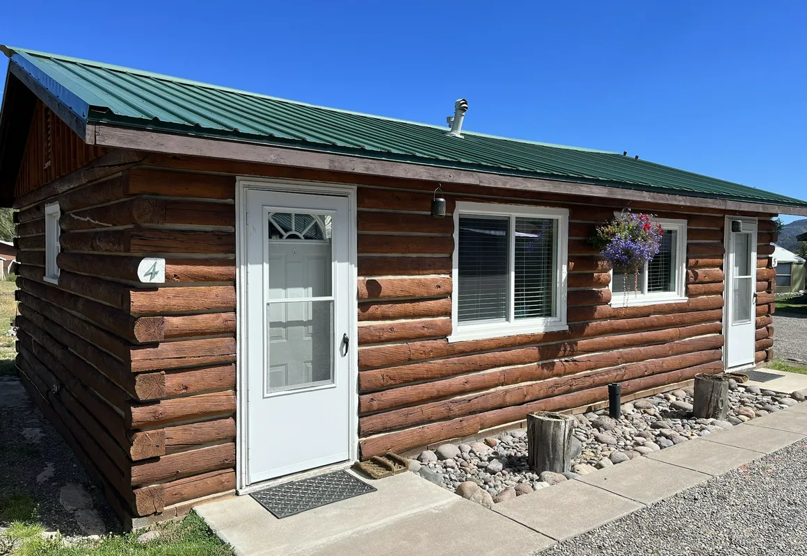 Aspen Ridge Cabins hotel hero