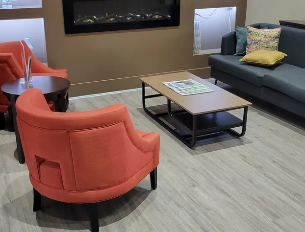 Comfort Suites Cumming-Atlanta near Northside Hospital Forsyth hotel detail image 2