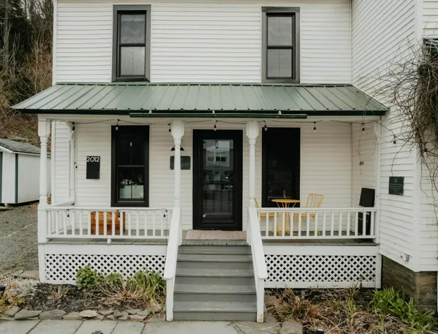 The Yarra hotel detail image 2