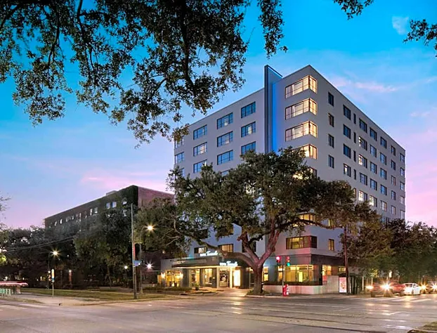 Hotel Tonnelle New Orleans, A Tribute Portfolio Hotel By Marriott hotel detail image 1