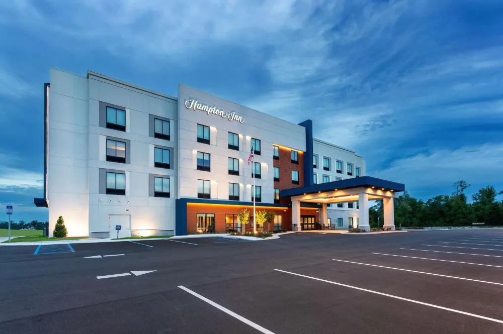 Hampton Inn Marianna I-10 hotel hero