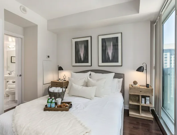 12 York St Condo - Financial District hotel detail image 2