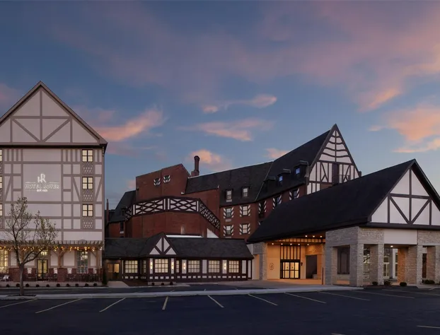 Hotel Royer Urbana Champaign, Tapestry Collection by Hilton hotel detail image 2