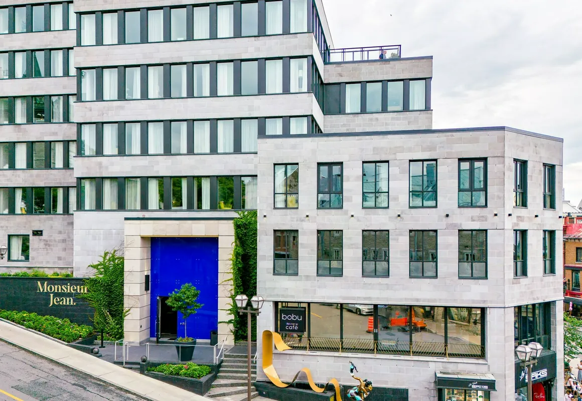 Monsieur Jean, Vieux Québec hotel hero