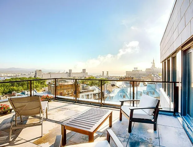 Monsieur Jean, Vieux Québec hotel detail image 1