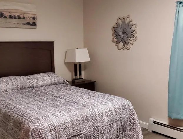 King Phillip motel hotel detail image 3