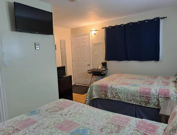 Three Islands Motel hotel detail image 4