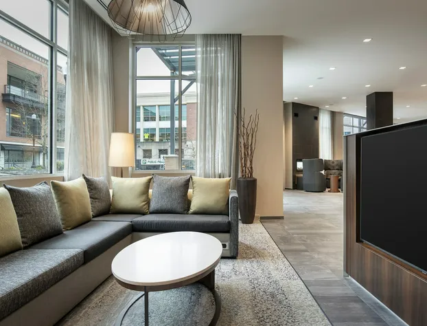 Courtyard By Marriott Nanaimo hotel detail image 3