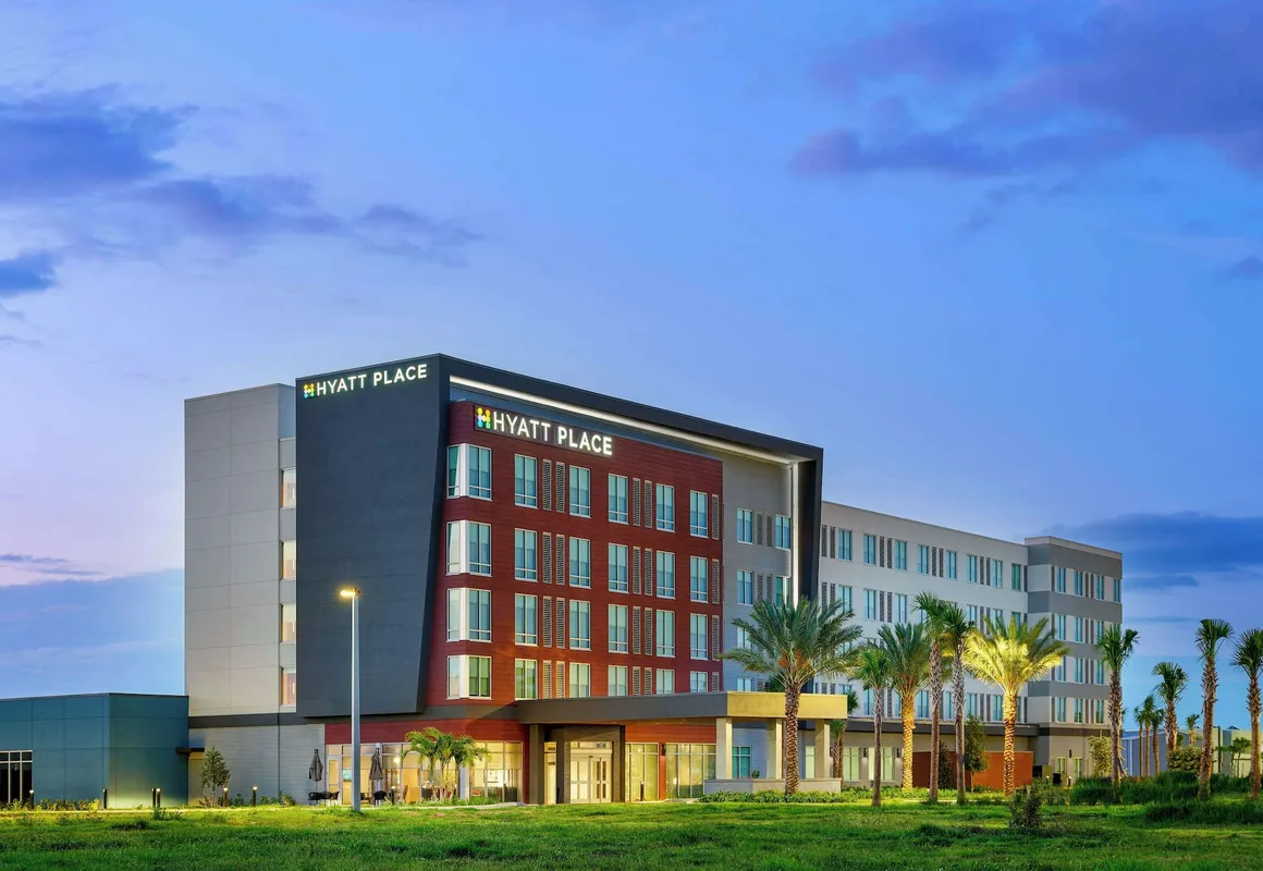 Hyatt Place Melbourne Airport hotel hero