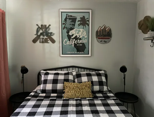 Millz Manor at Fall River Millz hotel detail image 4