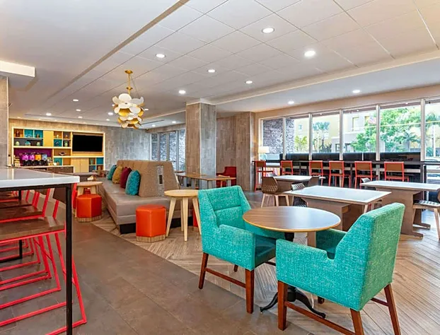 Home2 Suites by Hilton Ft. Pierce I-95 hotel detail image 2