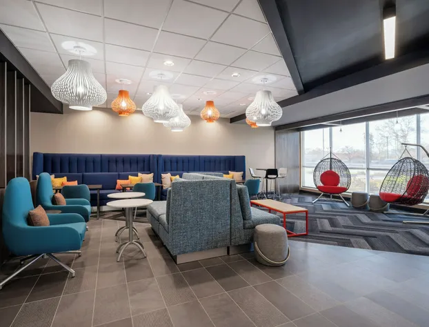 TRU by Hilton Chesapeake, VA hotel detail image 3