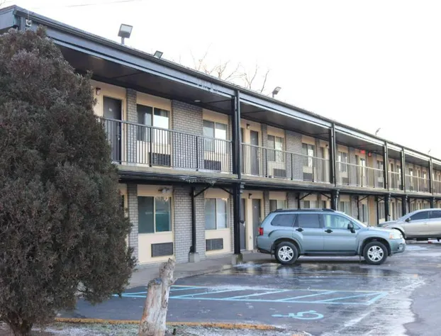 Travelodge by Wyndham Livonia/Canton/Novi Detroit Area hotel detail image 3