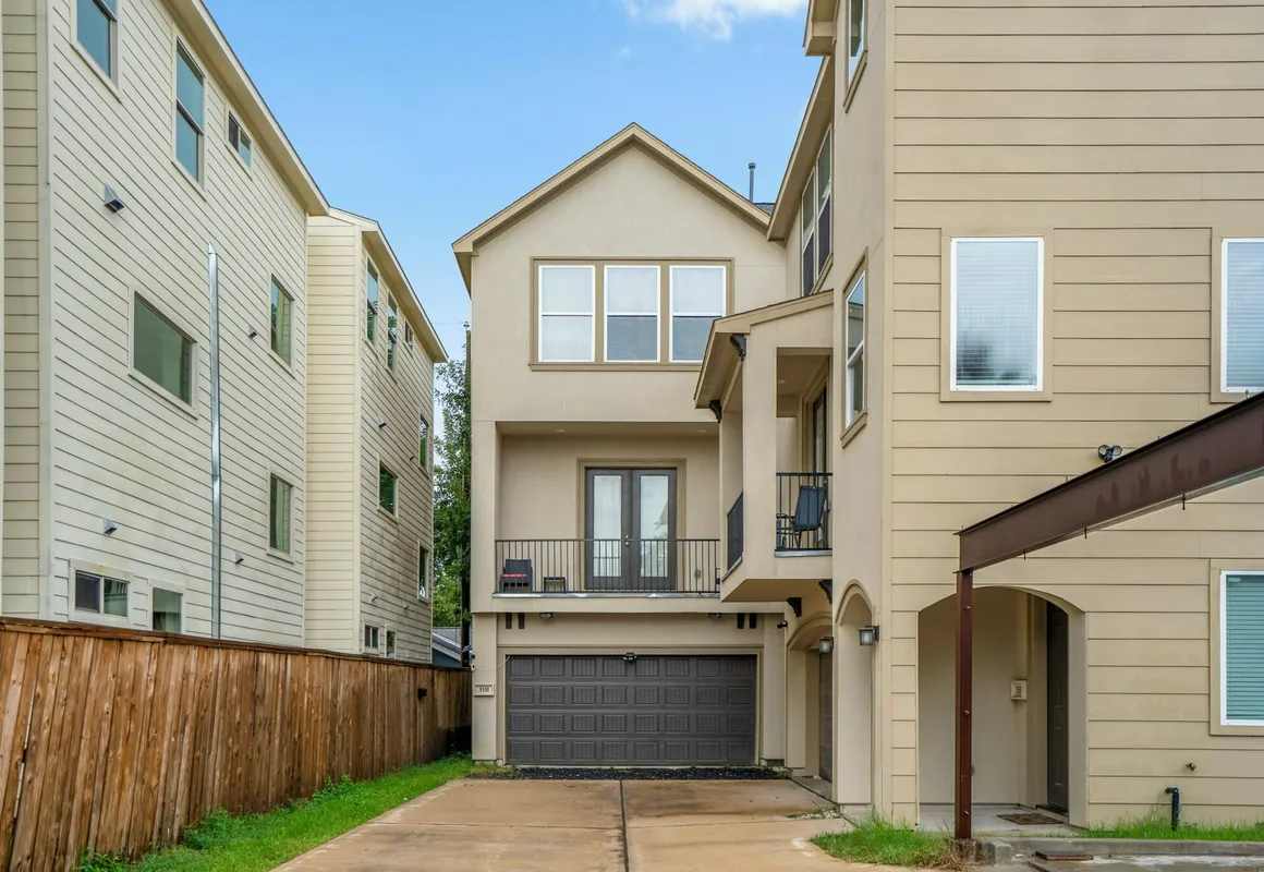 Pierre Cireus hotel hero