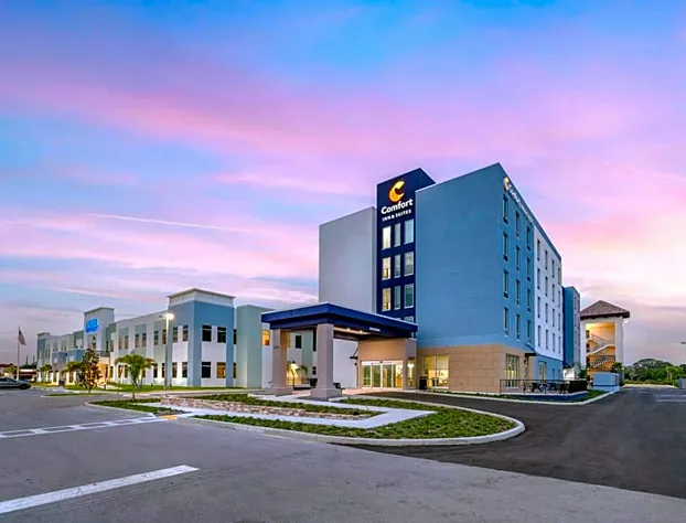 Comfort Inn & Suites New Port Richey Downtown District hotel detail image 4