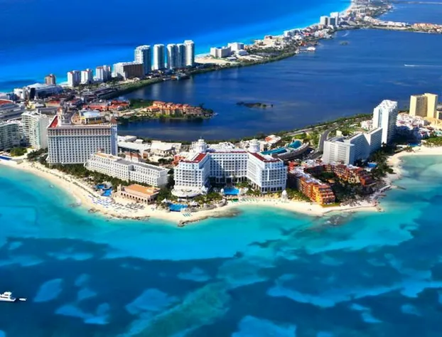 Rooms el Batey - Downtown Cancun 2 hotel detail image 2