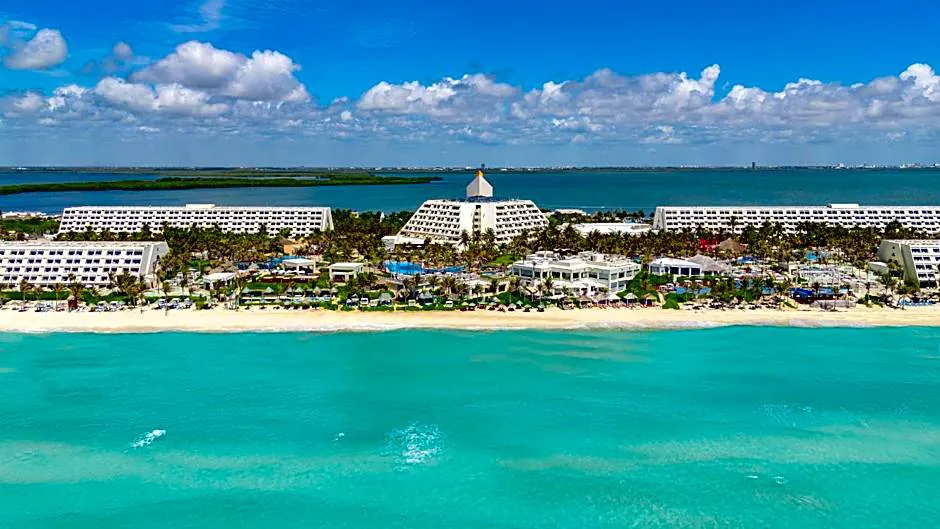 The Pyramid Cancun By Oasis - All Inclusive hotel hero