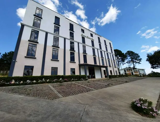 Hotel Sierra Norte Inn hotel detail image 1