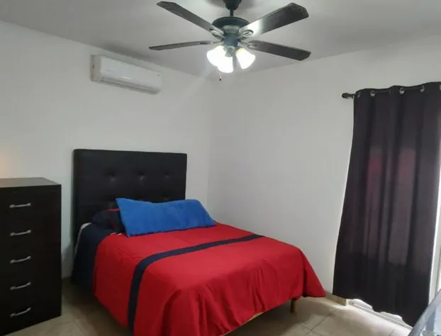 hotel la quinta hotel detail image 1