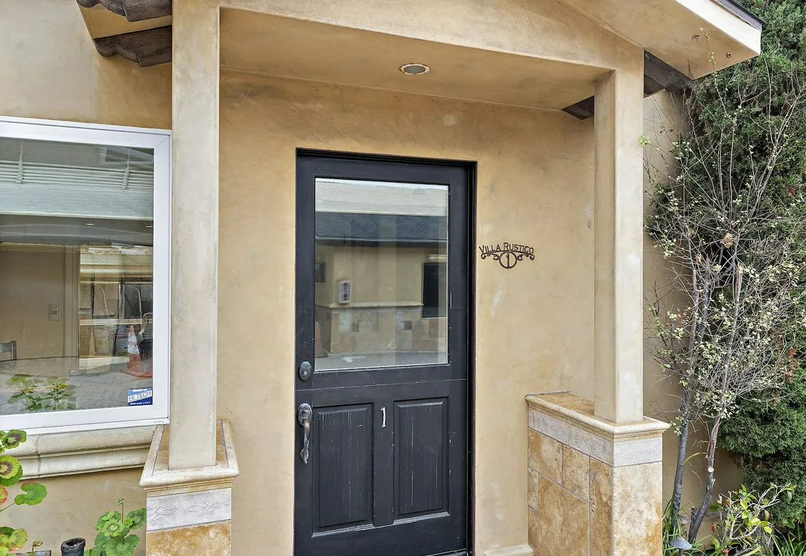 The Retreat in Laguna Beach hotel hero