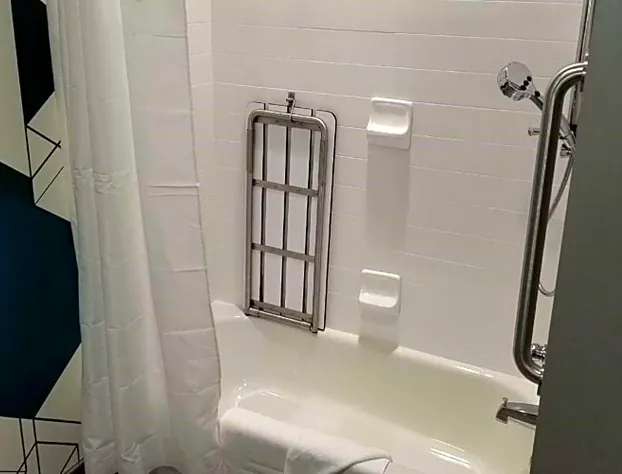 Best Western Plus Parkside Inn & Suites hotel detail image 2