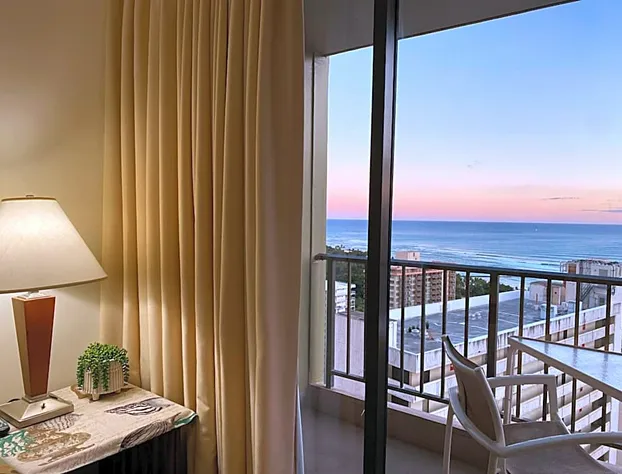 Waikiki Sunset Hotel Ocean view hotel detail image 4