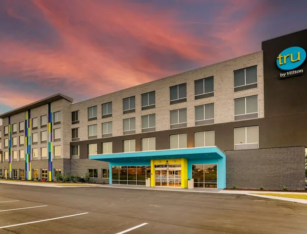 Tru By Hilton Leland Wilmington hotel detail image 4