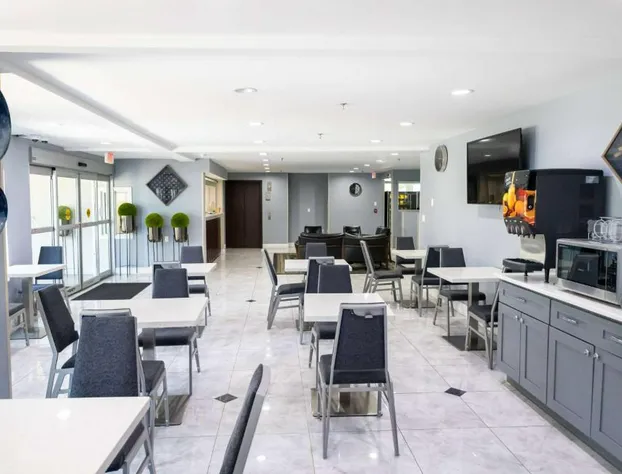 Days Inn By Wyndham College Park Atlanta Airport South hotel detail image 3