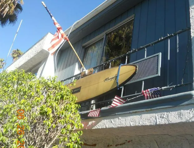 Tradewinds Airport Hotel hotel detail image 3