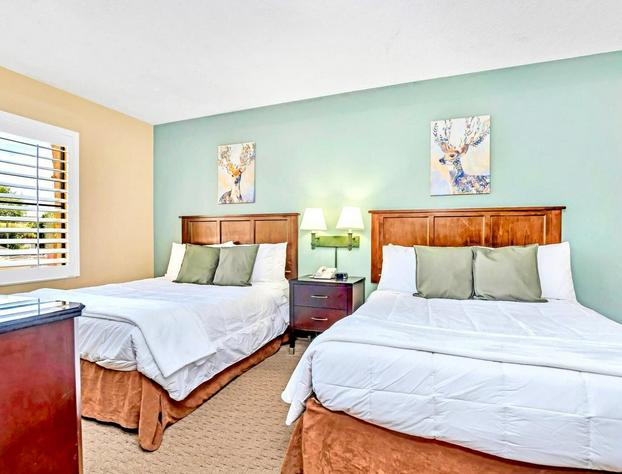 Upscale 1BR Suite - 2 Queen Beds - Near Disney hotel detail image 1