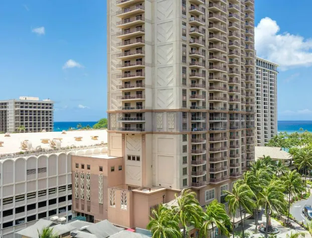 Castle at Palms at Waikīkī hotel detail image 1