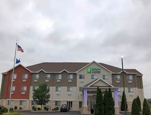 Best Western Plus Napoleon Inn & Suites hotel detail image 1